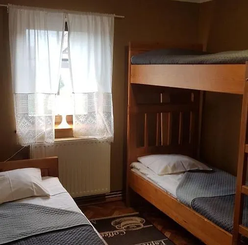 Osrodek Wypoczynkowy Regle Zieleniec (Klodzko)